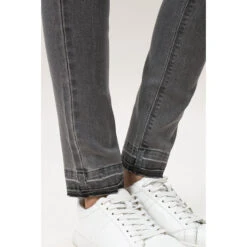 Jean De Grossesse Effet Used à Bandeau Haut Et Usures 11 Jean De Grossesse Effet Used à Bandeau Haut Et Usures -Maman et Bé Soldes HADB3M GRM 5 X