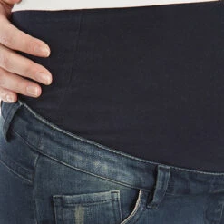 Jeans De Grossesse Coupe Bootcut Avec Empiècements Effet Used 9 Jeans De Grossesse Coupe Bootcut Avec Empiècements Effet Used -Maman et Bé Soldes HW1304 JEAN 4 X